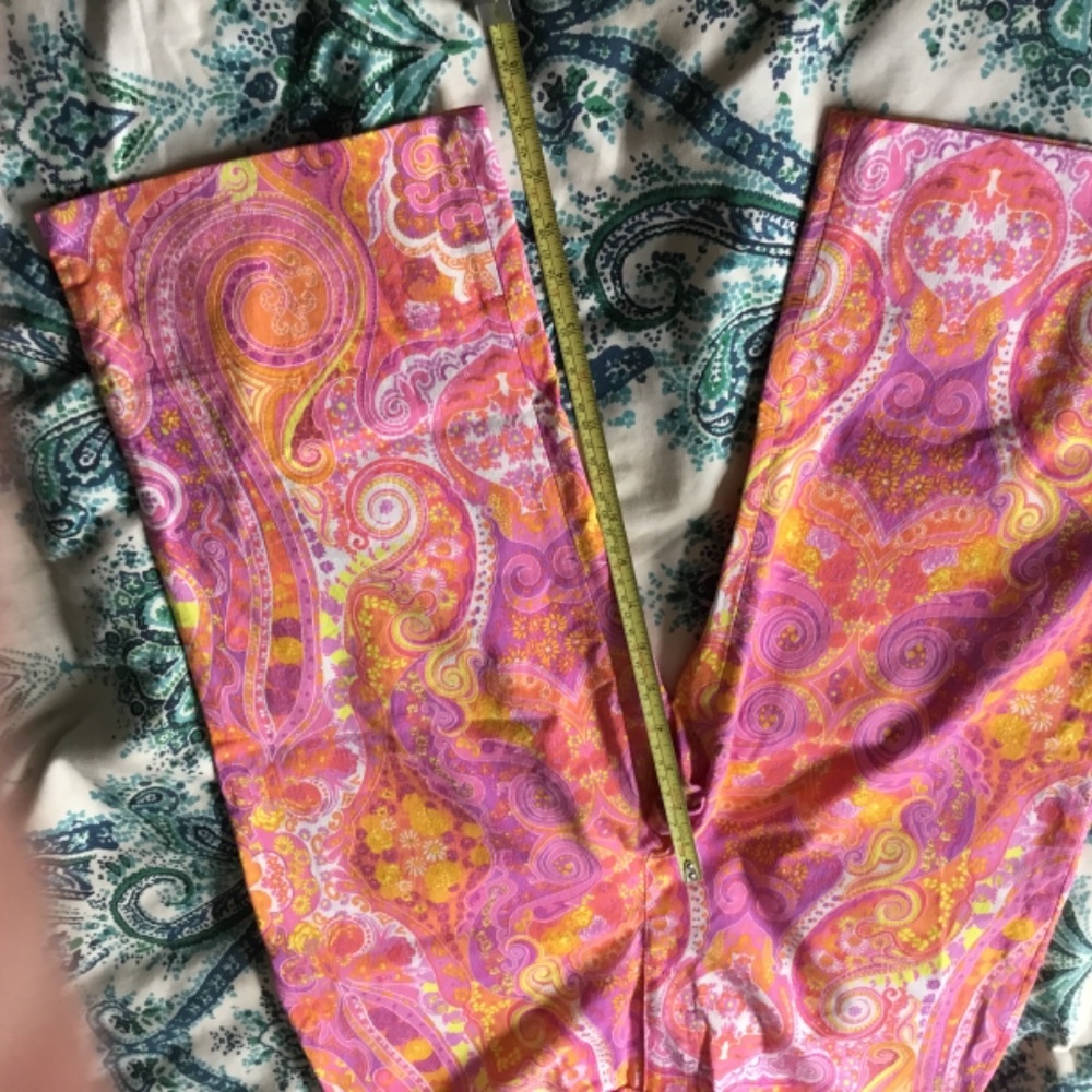 Escada Capris - Picture 2 of 4